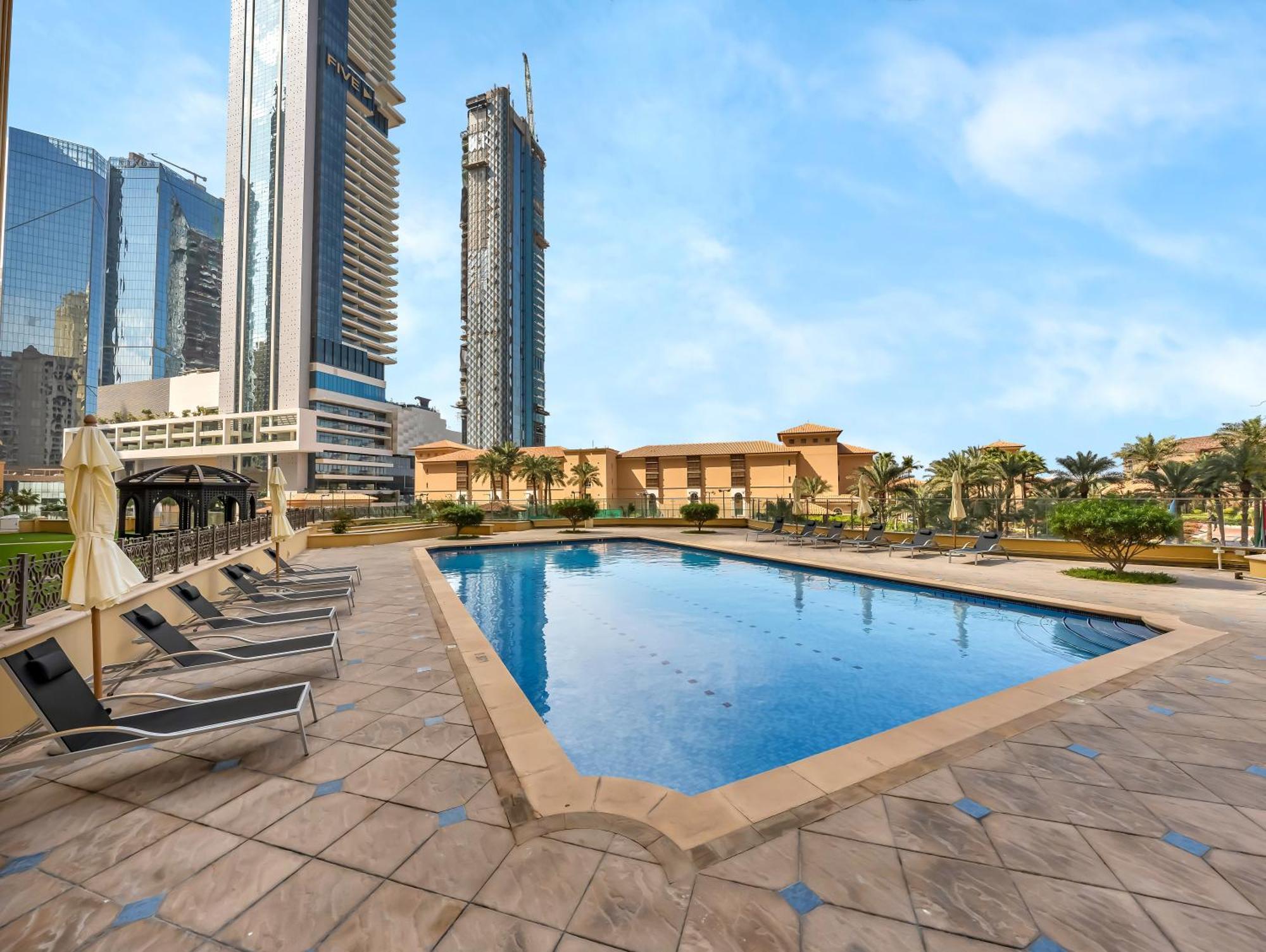 Apartment Super Luxury 2 Bhk - Eye & Palm View - Jbr *